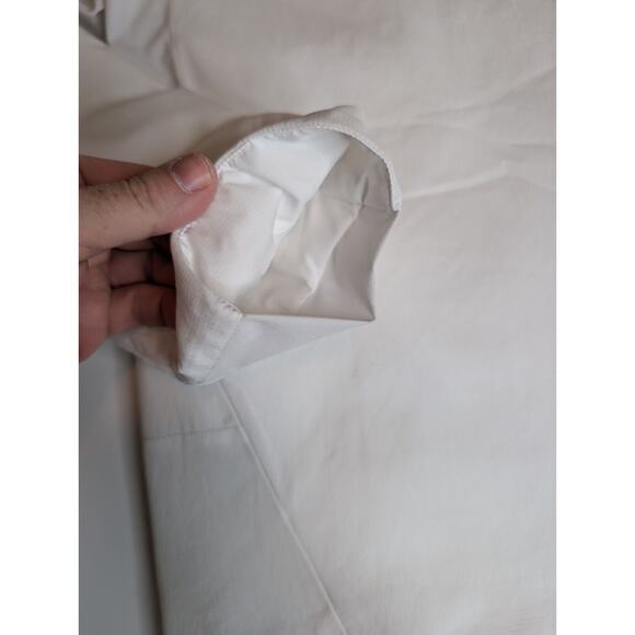 $400 Arc'teryx Veilance Cosine Insulated Jacket Size Medium White (Small Flaw) - Picture 12 of 16
